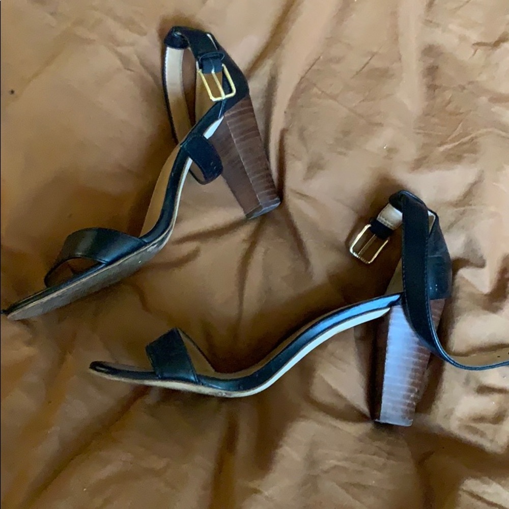 EUC j crew sandals